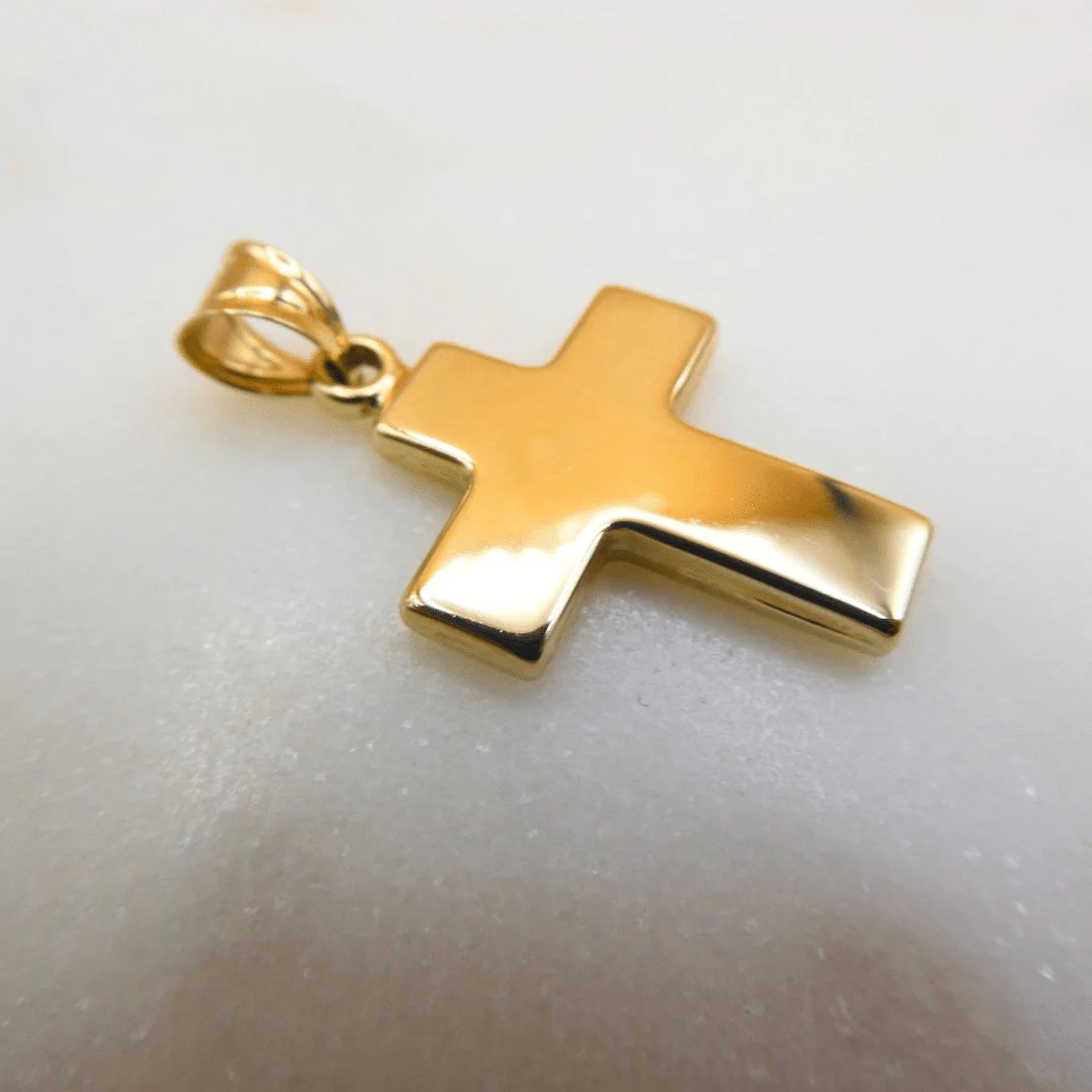 14K Gold Polished Cross Pendant — Italian Made (0.7” × 0.9”) - Image 3