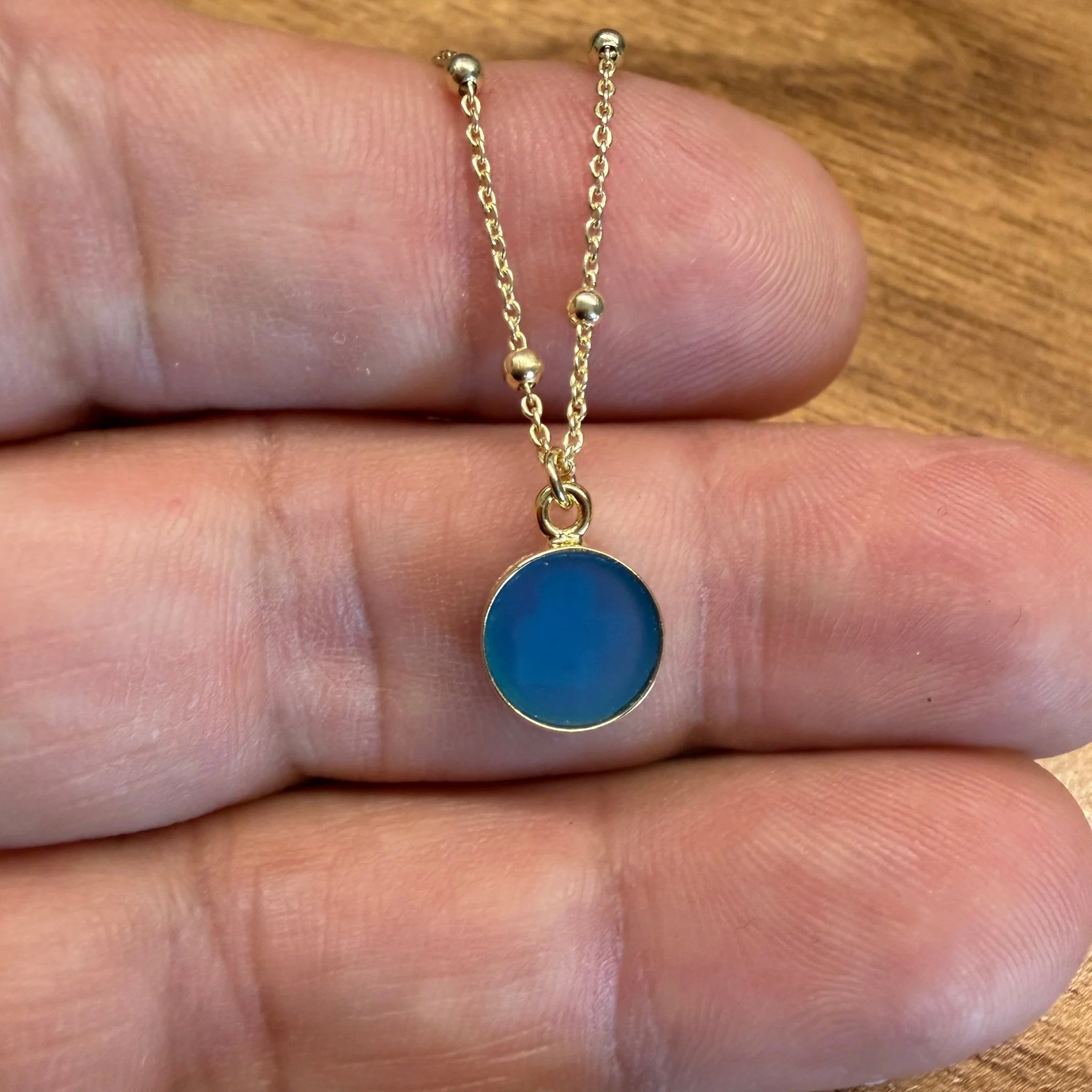 Guardian Angel Cameo Pendant in Blue Agate and 18K Gold-Plated Sterling Silver - Image 3