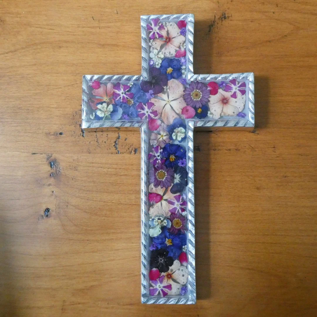 Baroque Wall Large Cross w/ Pressed Flowers 8.5" - Image 5