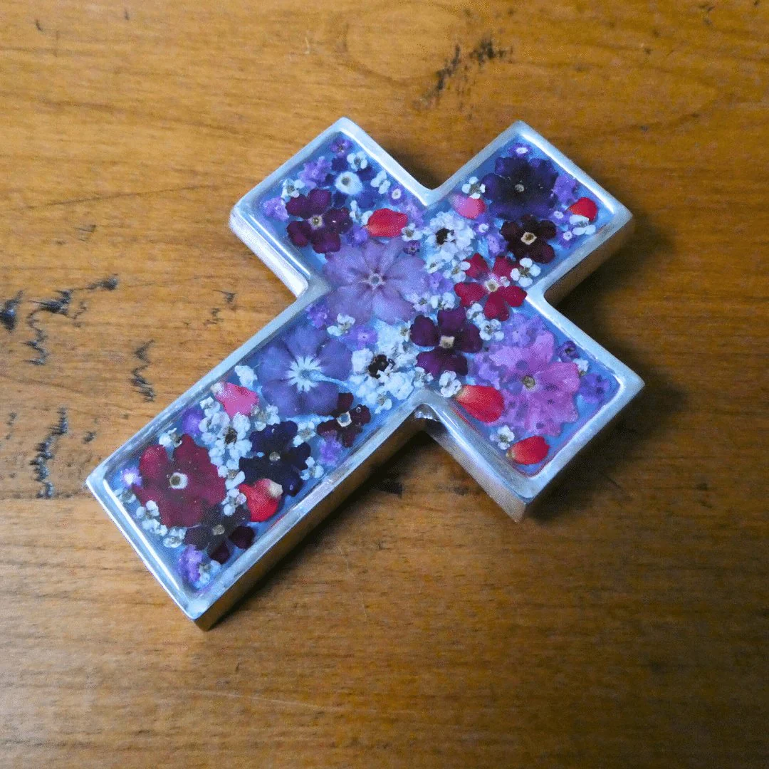 Pressed Flower Cross 4.5" - Image 6