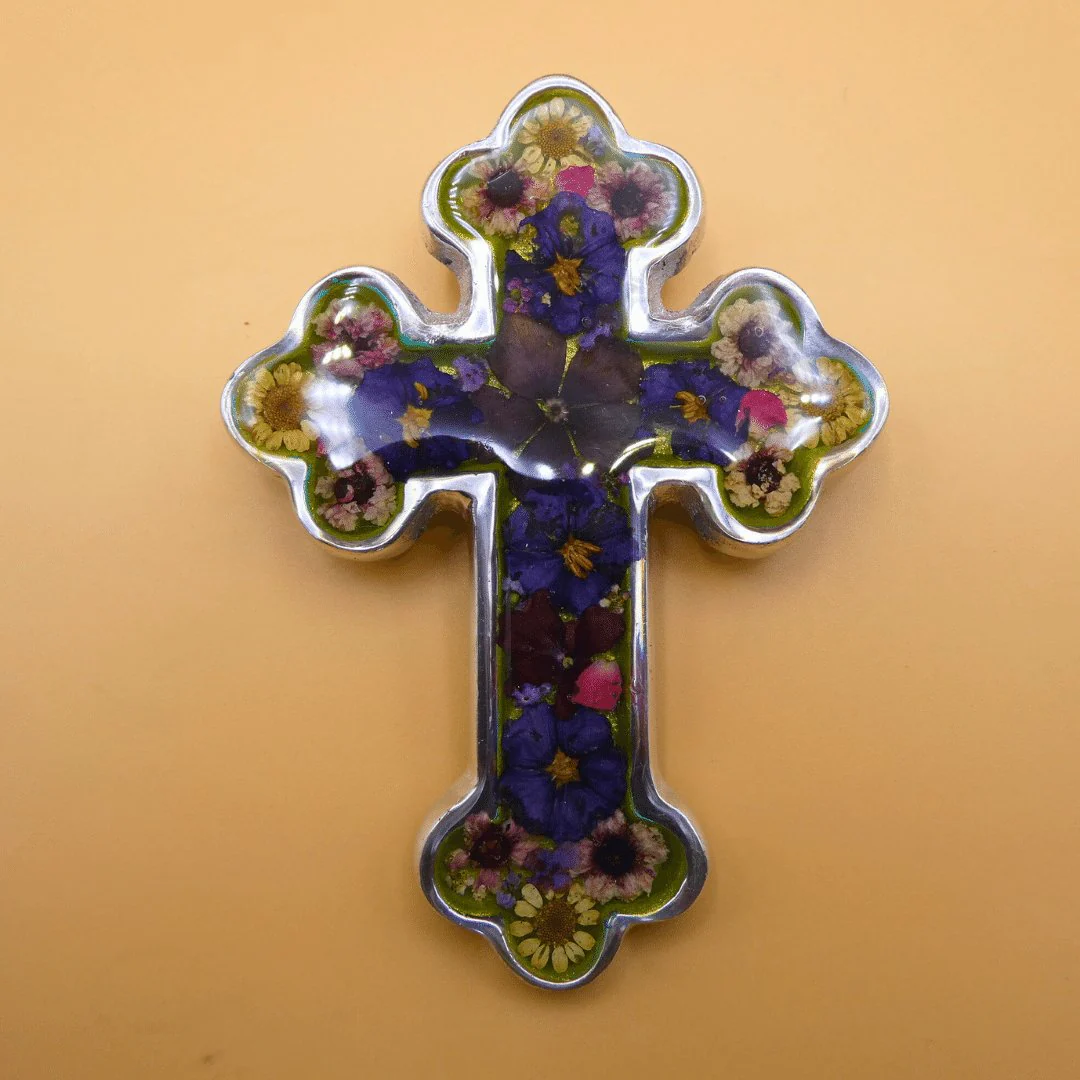 Small Baroque Cross w/ Pressed Flowers 4.5" - Image 9