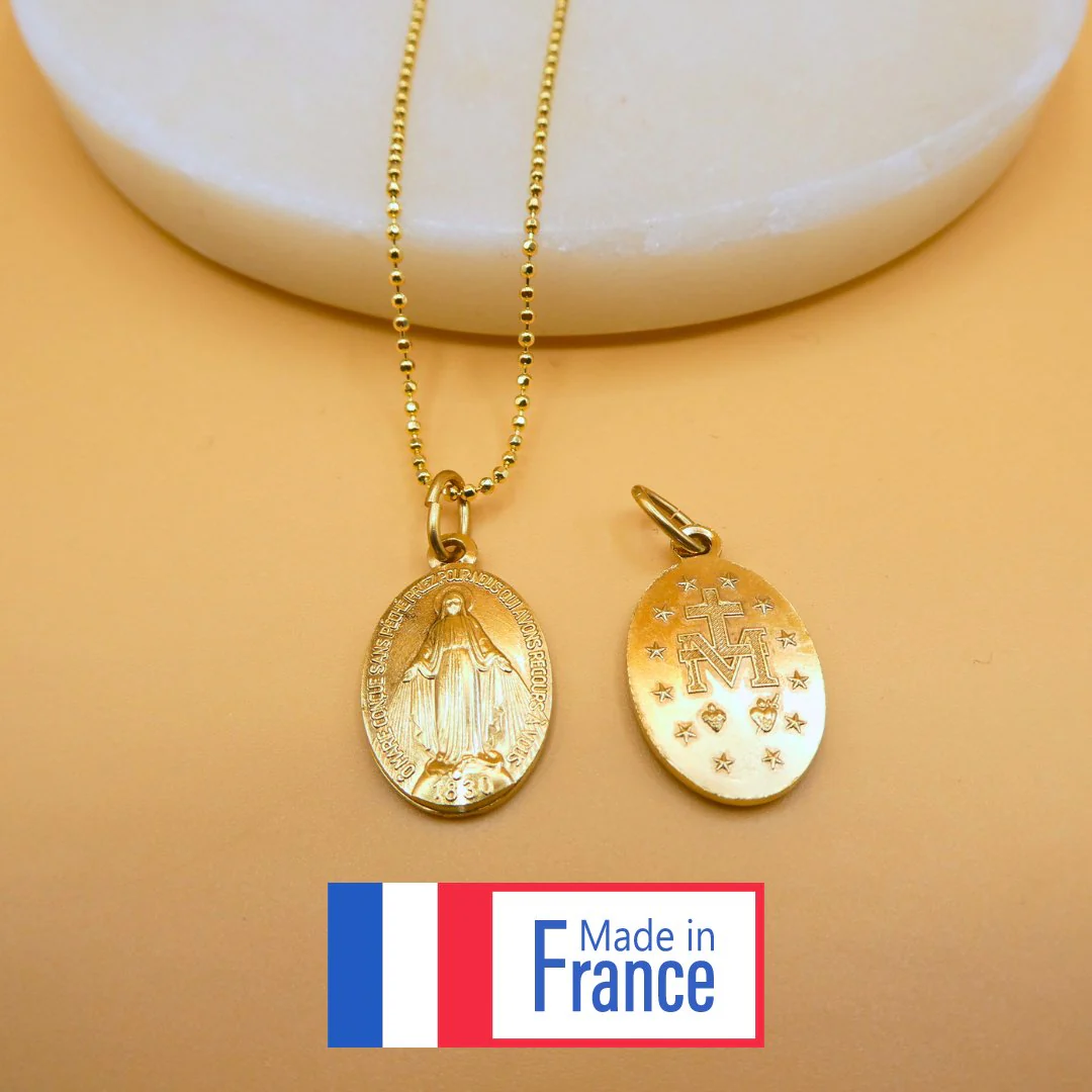 Rue du Bac Paris Miraculous Medal Gift Box — Gold (Set of 4 + Surprise) - Image 4