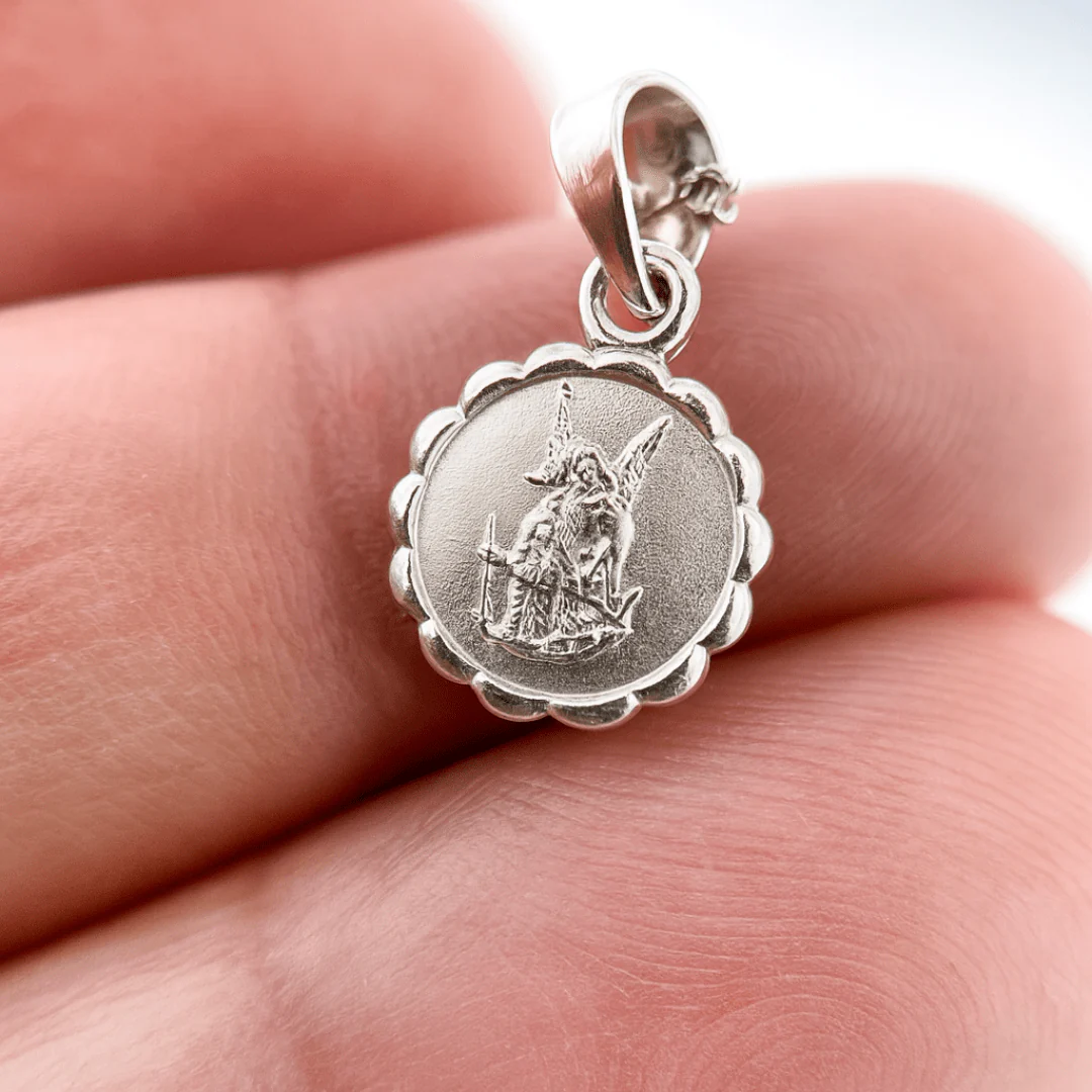 Silver Guardian Angel Floral Round Petite Necklace 18-inch - Image 3
