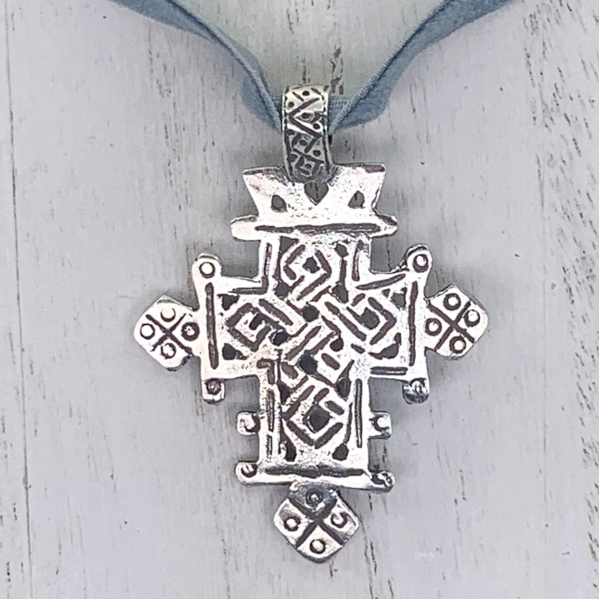 Silver-Plated Complex Cross Velvet Necklace 18-inch - Image 3