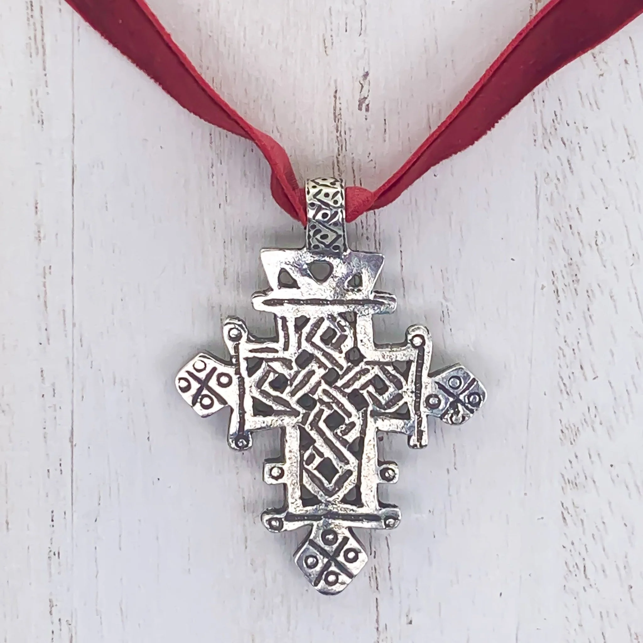 Silver-Plated Complex Cross Velvet Necklace 18-inch - Image 4