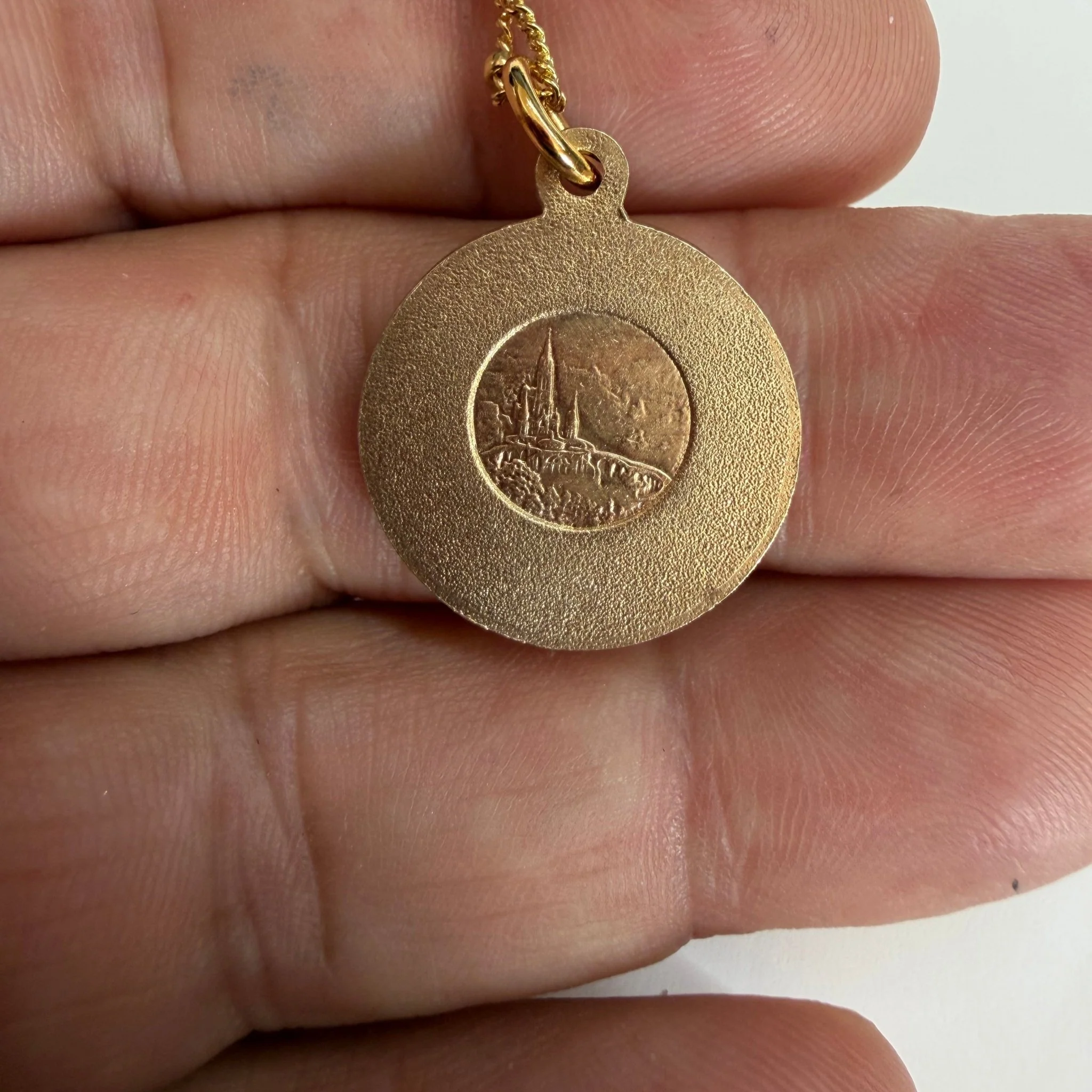 Vintage Our Lady of Lourdes Medal Necklace — 18K Gold Plated Brass, French Import (18") - Image 3