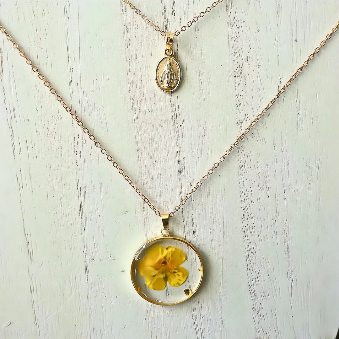 Gold-Plated Virgin Mary Necklace and Flowers Double Layer Necklace Set 18-inch - Image 7