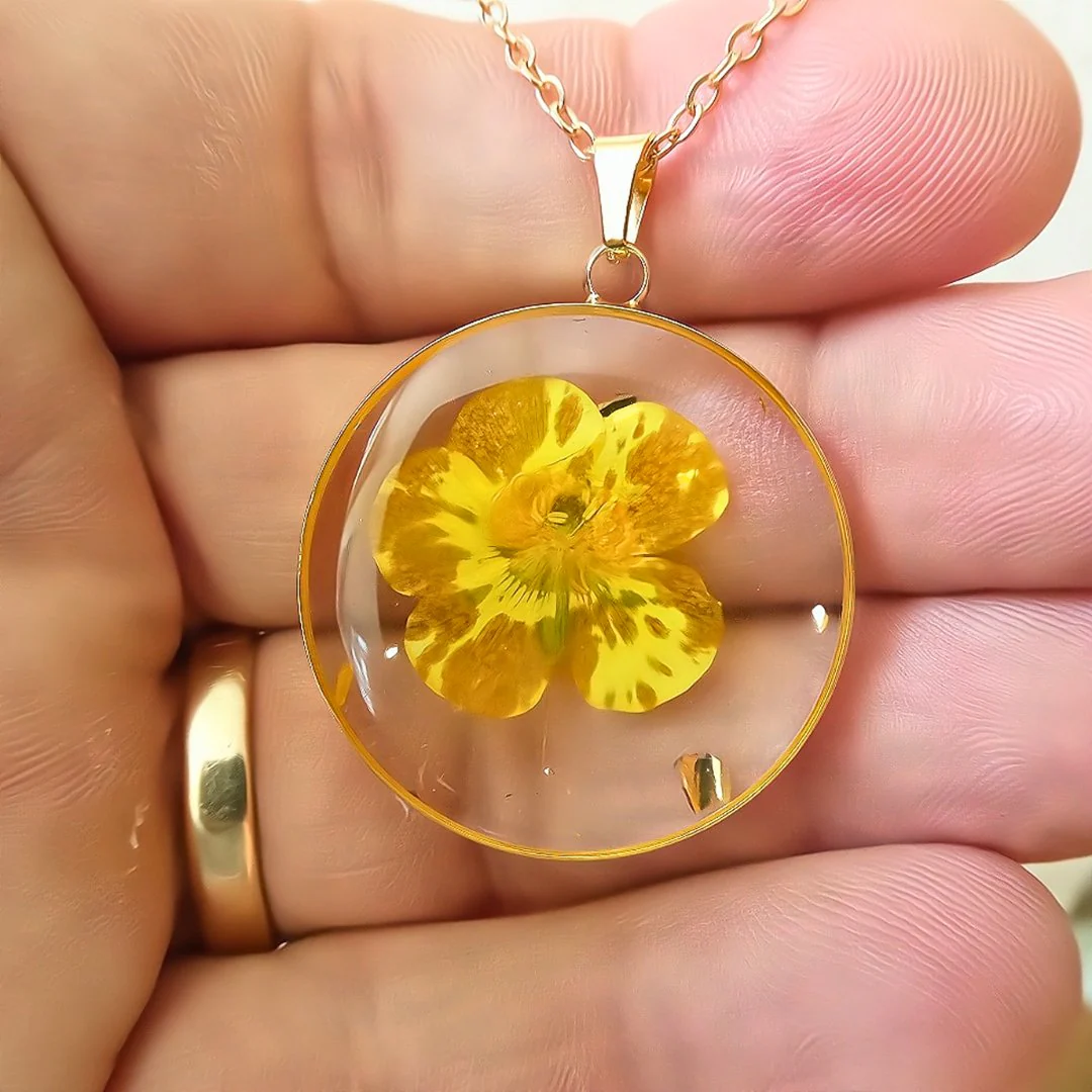 Gold-Plated Virgin Mary Necklace and Flowers Double Layer Necklace Set 18-inch - Image 8
