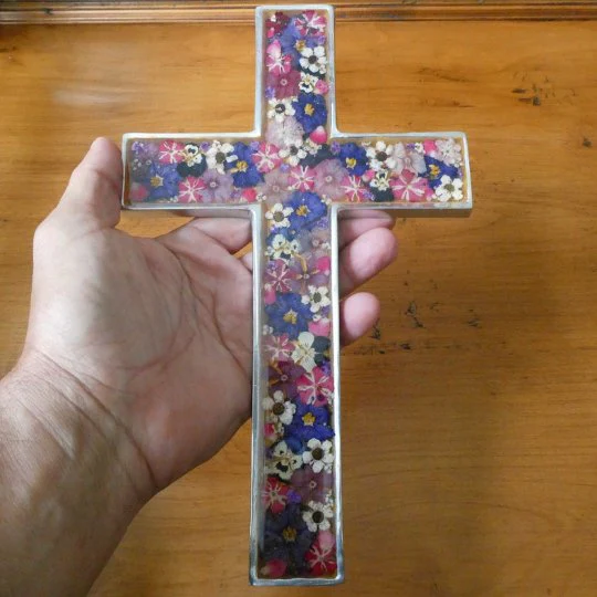 Wall Cross with Pressed Flowers 10" - Image 4